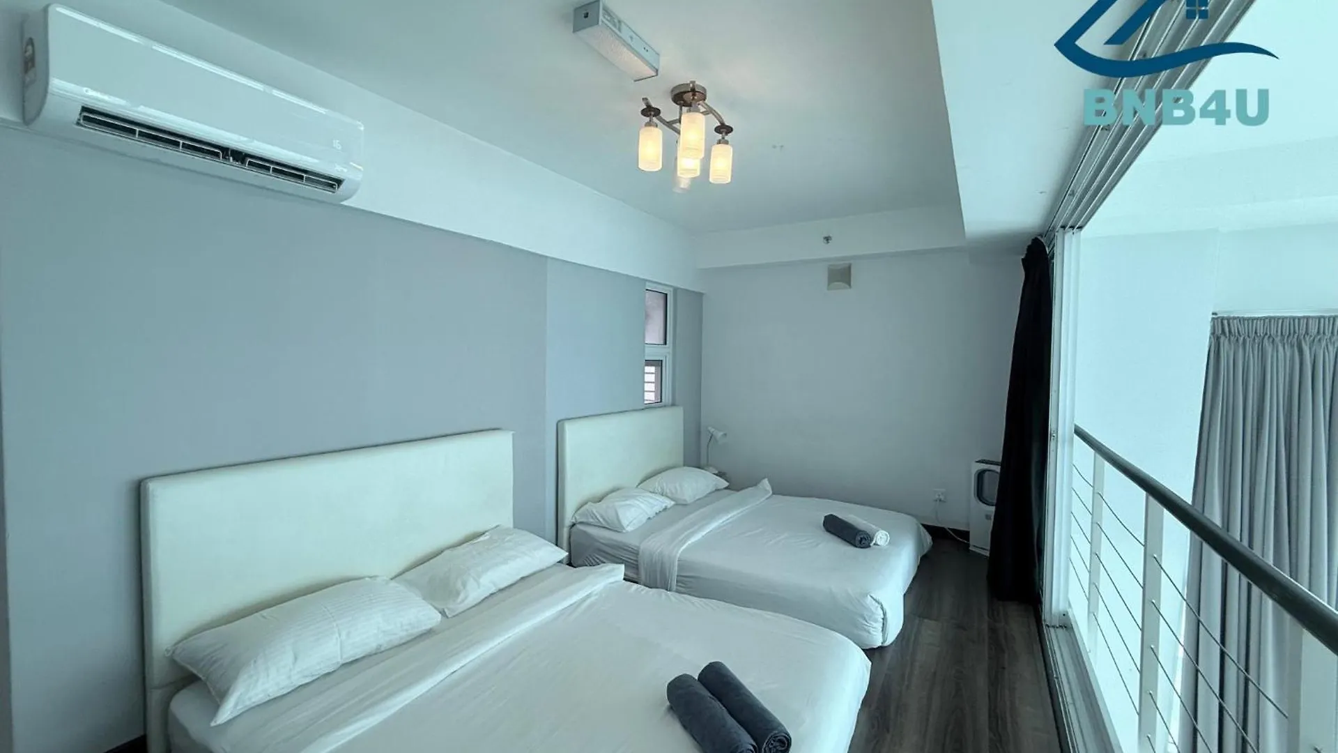 Duplex Seaview Comfort Stay In City By Iz George Town